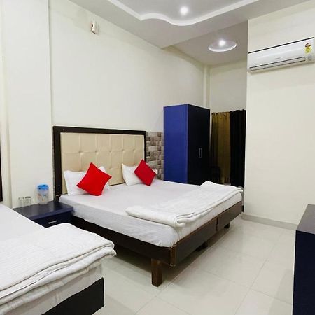 Hotel Namo Palace Kota  Buitenkant foto