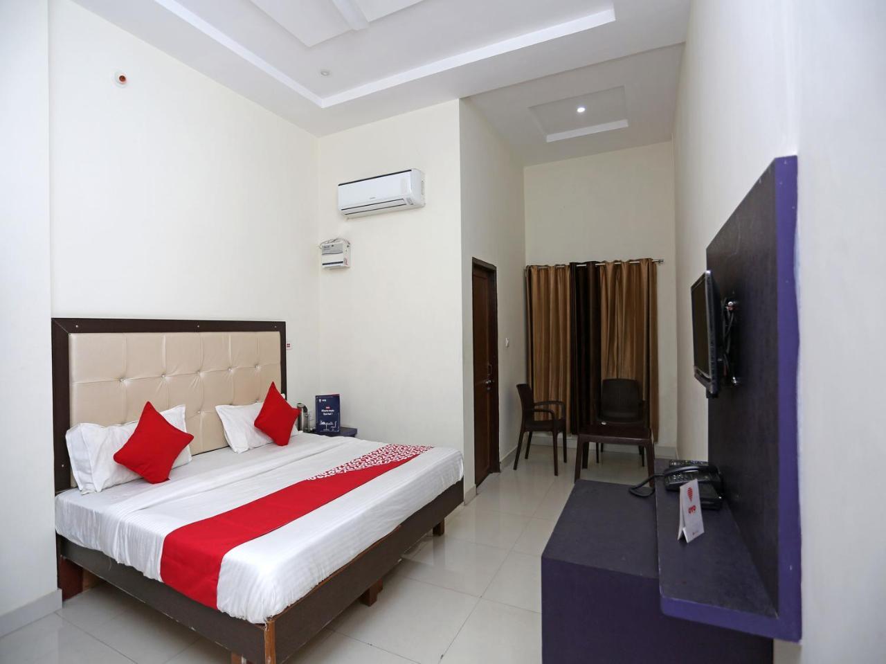 Hotel Namo Palace Kota  Buitenkant foto