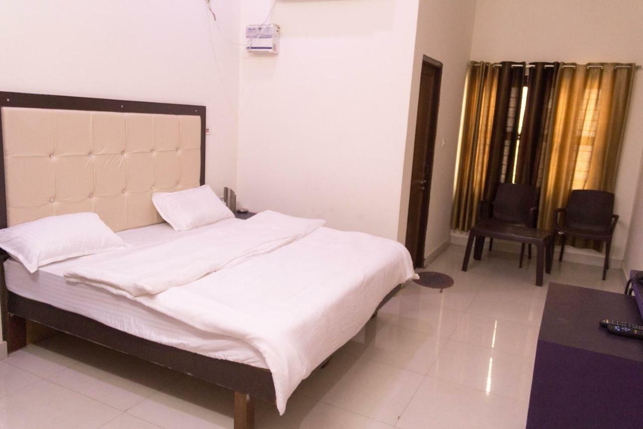 Hotel Namo Palace Kota  Buitenkant foto