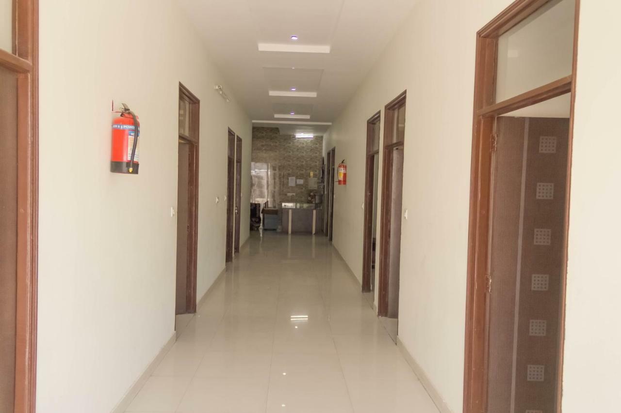 Hotel Namo Palace Kota  Buitenkant foto